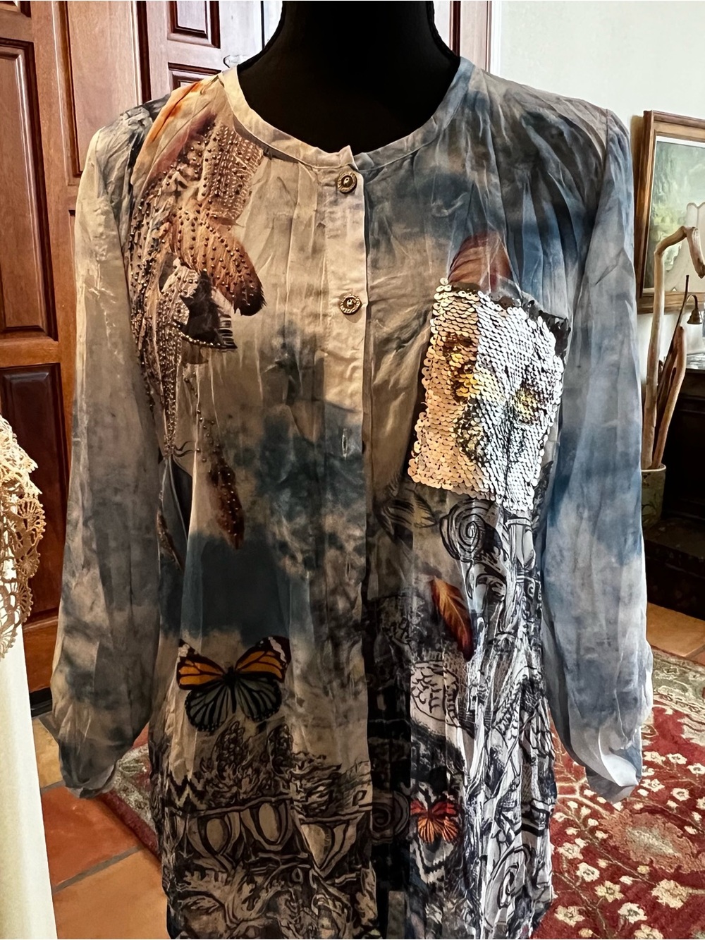 TRICOTTO Women's Sz XS  Tunic Top Shirt Wearable Art Butterfly Print Sequins - Picture 4 of 10